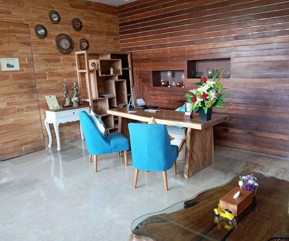 Amara Villa Umalas Керобокан